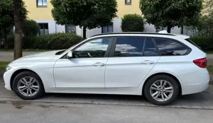 BMW 320 320d Touring Aut. Edition Luxury Line Purity