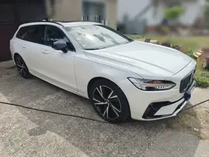 Volvo V90 R Design Recharge Plug-In Hybrid AWD