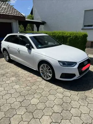 Audi A4 Avant 40 TDI S tronic line