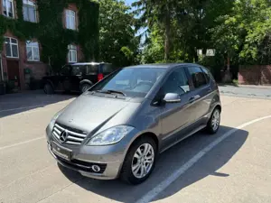 Mercedes-Benz A 180 CDI Elegance/Automatik/vom OPA/Sitzheizung