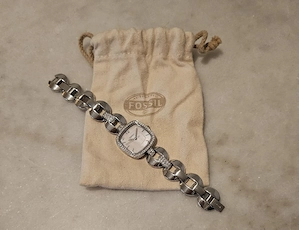 Armbanduhr Fossil mit Strasssteinen