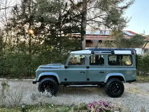 Land Rover Defender 110 Station Wagon S