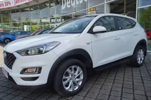 Hyundai TUCSON 1.6 2WD Navi Kamera PDC Klima Bluetooth