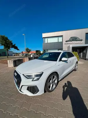 Audi A3 Sportback 35 TFSI S line Navi LED 2ZK SHZ PDC