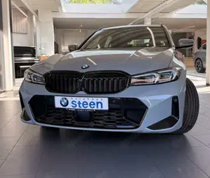 BMW 320 320i Touring Aut.