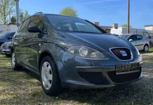 SEAT Altea XL Reference Comfort 1,6 mpi Scheckheftgepflegt TÜV /Service NEUE