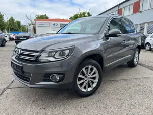 Volkswagen Tiguan 2.0L Sport 4Motion PANORAMA TÜV NEU