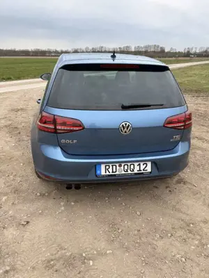 Volkswagen Golf 1.4 TSI BlueMotion Technology DSG Highline Bild 3