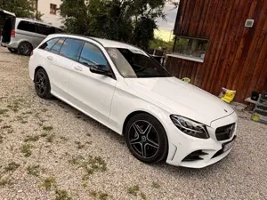 Mercedes-Benz C 400 C 400 4Matic T 9G-TRONIC AMG Line