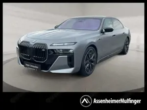 BMW 760 M e xDrive Fahrassist+Pano+Stdhz+Wide+360+Cam