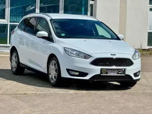 Ford Focus Turnier Business Navi PDC TÜV/AU 12.2026