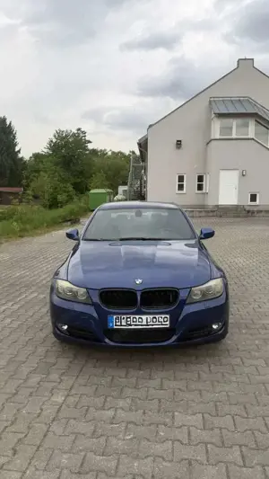 BMW 320 320i