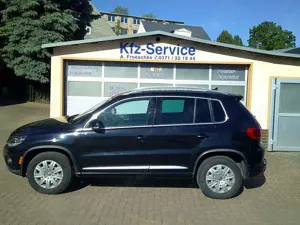 Volkswagen Tiguan Tiguan 2.0 TSI  TÜV Neu Vollleder Sitzheizung