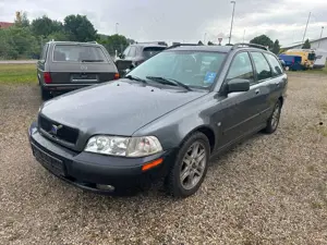 Volvo V40 1.9D Comfort Klima Leder Alu Turbolader-Neu