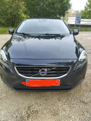 Volvo V40 D2