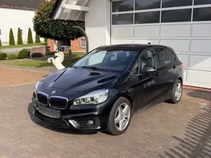 BMW 220 d Advantage * Navi+AHK+LED