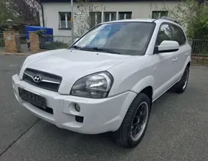 Hyundai TUCSON 2.0 GLS (2WD) Wenig KM