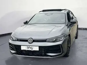Volkswagen Passat Variant Passat R-Line 2,0 l TDI SCR 4MOTION  7-Gang-Dopp