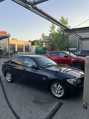 BMW 320 320i E90 Automatik