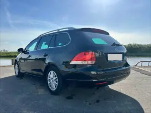 Volkswagen Golf Variant Golf VI Variant Diesel 1.6 TDI DPF Comfortline Bild 3