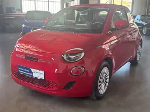 Fiat 500e Red /42kWh/Navi/Spurass./Tempomat