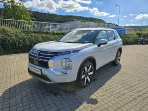 Mitsubishi Outlander 2.4L PHEV Intro Edition