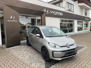 Volkswagen up! 1.0 55kW / 75PS move up! mit Klima und PDC