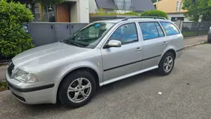 Skoda Octavia Octavia 1.6 Combi Tour