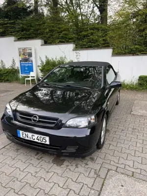 Opel Astra Cabrio 2.2 DTI Edition 90 Jahre Bertone