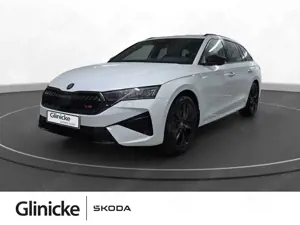 Skoda Octavia Combi  RS 2.0 TSI 195 KW I Alltag trifft