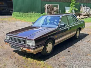 Nissan Laurel
