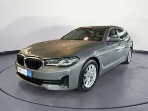 BMW 540 d xDrive Touring AHK STHZ Laserlicht ACC HK