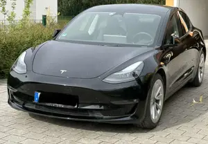 Tesla Model 3 Langstreckenbatt. Allradantrieb Dual Motor