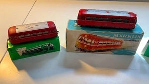 Märklin HO Schienenbus und 2 Beiwagen 