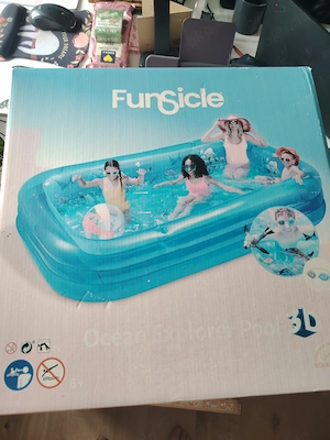 Familien-Pool Ocean Explorer 305x183x56 cm mit 3D-Taucherbrille