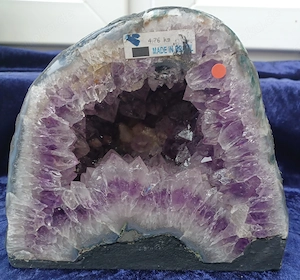 Sehr schöne kl Amethystgeode