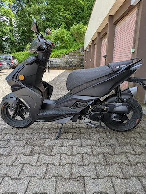 GT Union Striker 45 1 Jahr alt. Scheckheftgepflegt 2299km.