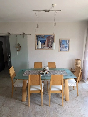 Hochwertiges Esszimmer, Esszimmertisch, Esstisch, Glastisch, 4 Holzstühle