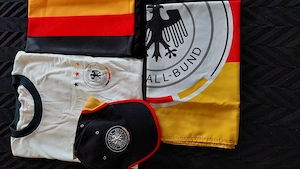 Für WM: Fußball Fanausstattung