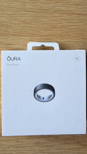 Oura Ring 4, Farbe Stealth, Größe 15, NEU und OVP
