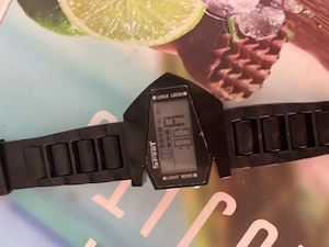 Armbanduhr ,- zu verkaufen.