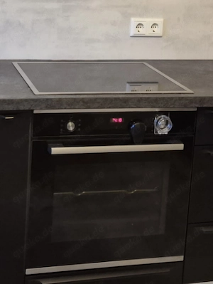 Bosch HBS233BS0 Einbau Backofen Herd mit Bosch PIF645BB1E Kochplatte