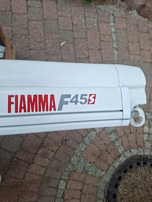 Neuwertige Markise für Wohnmobil Fiamma F45s Polar White