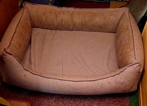 Orthopädisches Hundebett zu verschenken 