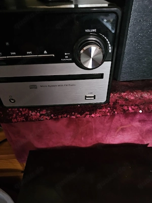 Kleine  kompakte  Musik Anlage 