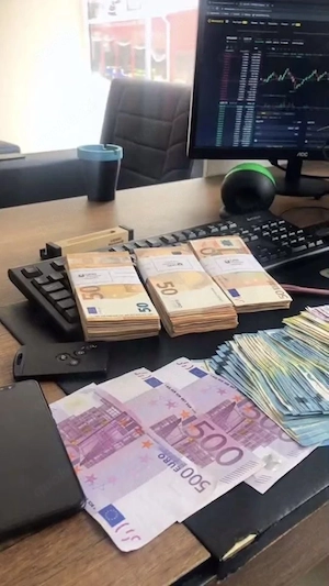 Finanzangebot für unternehmen und privatpersonen 72