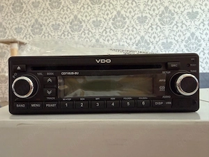 VDO CD716UB-BU Autoradio mit CD, MP3 und USB neu