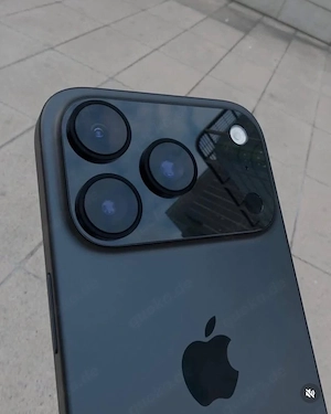 i phone 17 pro max