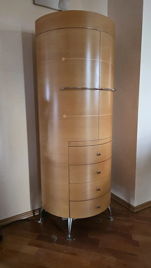 exklusiver Barschrank