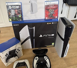 PlayStation 5 pro (2tb) disco 02 joystick 